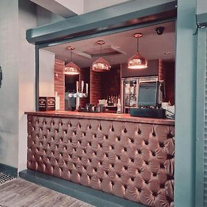 Oyo Ivy Hotel